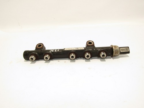 FORD FOCUS III 2012 1.6 Diesel Einspritzleiste FUEL RAIL ROHR 9685297580