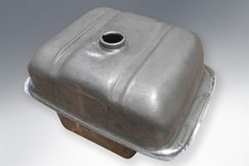 LAMBRETTA LONG RANGE TANK  WITH STRAPS UNIVERSAL FITTING FREE POSTAGE