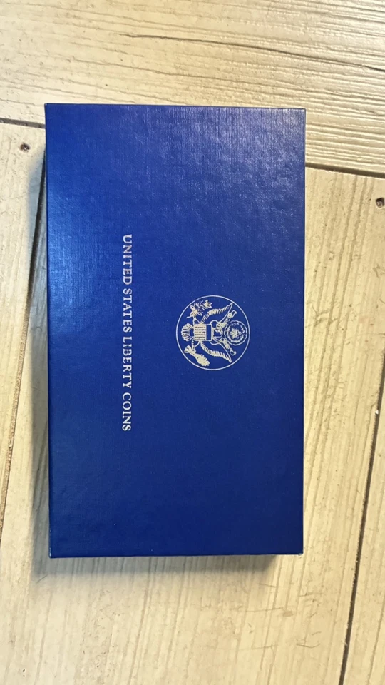 United States Liberty Coins 1886-1986 With Case MINT Condition - Image 2 of 4