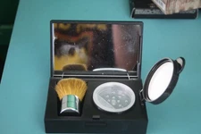 BareMinerals Beauty on the Go Refillable Compact + Brush  NEW NWOB