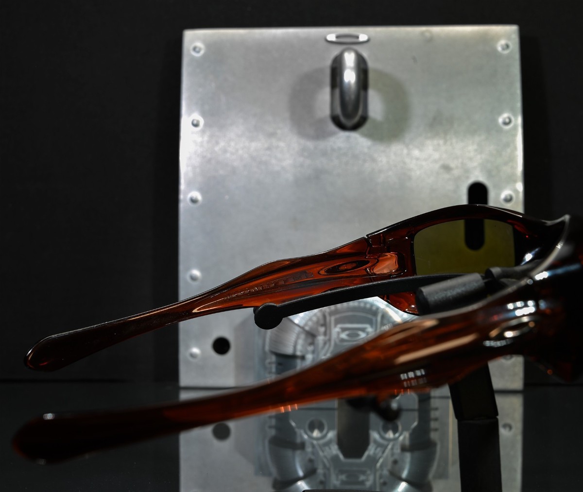 OAKLEY Monster Pup-1st Gen-Polished Rootbeer Frames, Ice Polarized