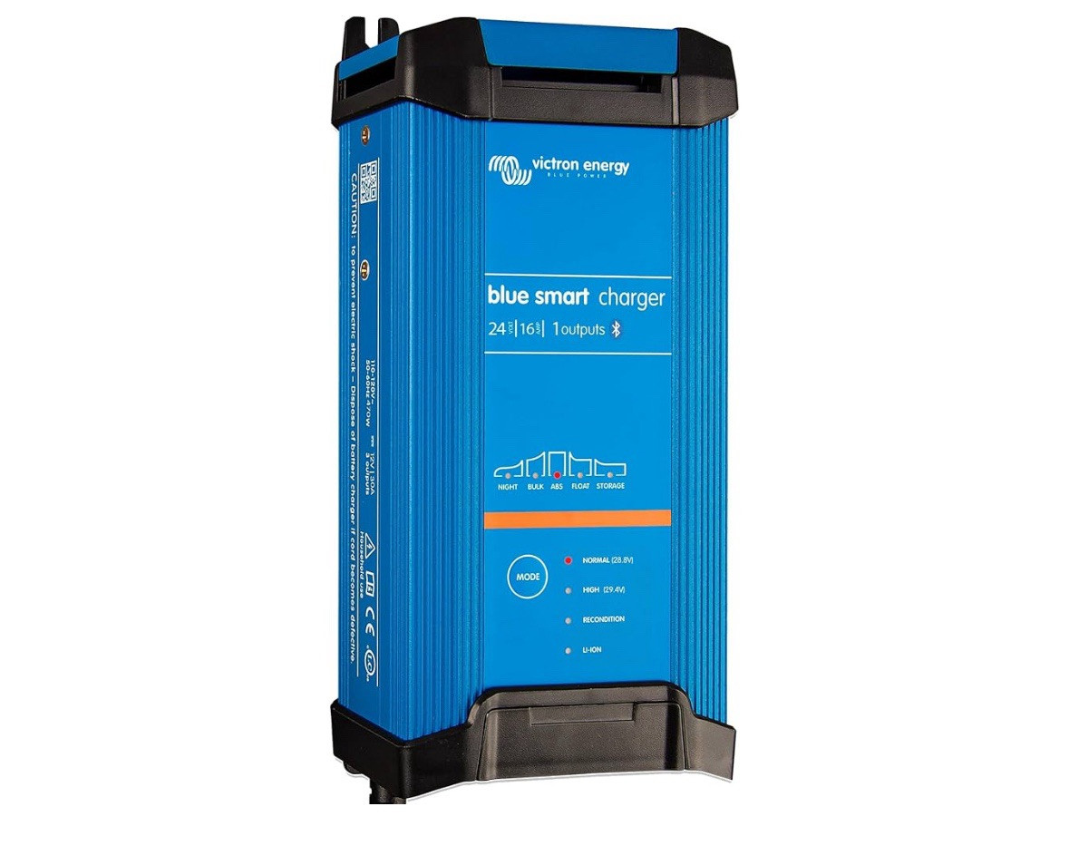 Victron Blue Smart IP22 24V 16A Caricatore Batteria Bluetooth Camper Barca Auto