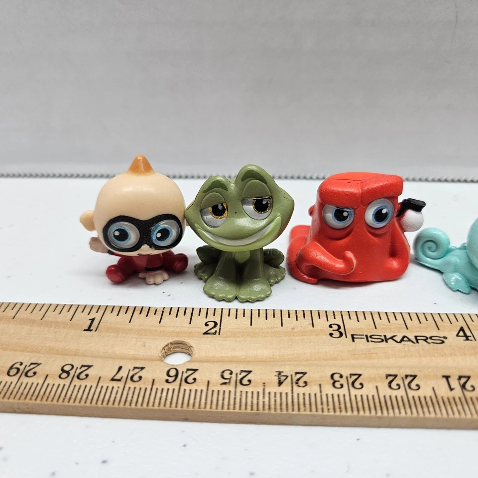 LOTE DE 8 FIGURAS DOORABLES de Disney - Increíbles Jack Olaf Hank Frog Abu Rajah Foto 3 de 4