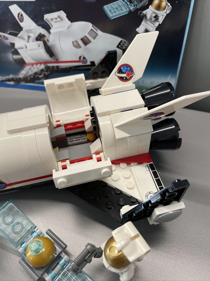 LEGO City 60078 Utility Shuttle, foto 2 di 3