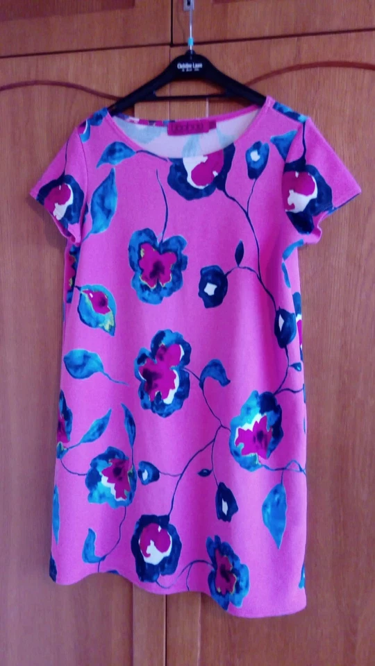 Kleid in 40 von Boohoo, rosa / pink / blau / weiß, Blumen, Minikleid, NEU - Bild 1 von 4