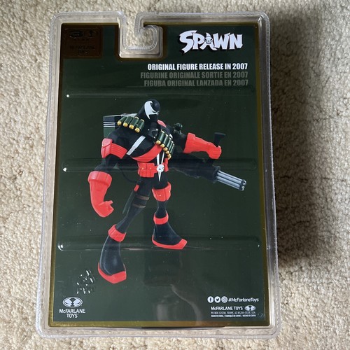 McFarlane 30th Anniversary Gold Label Autograph Series Commando Spawn ✨NEW✨ - Picture 2 of 2