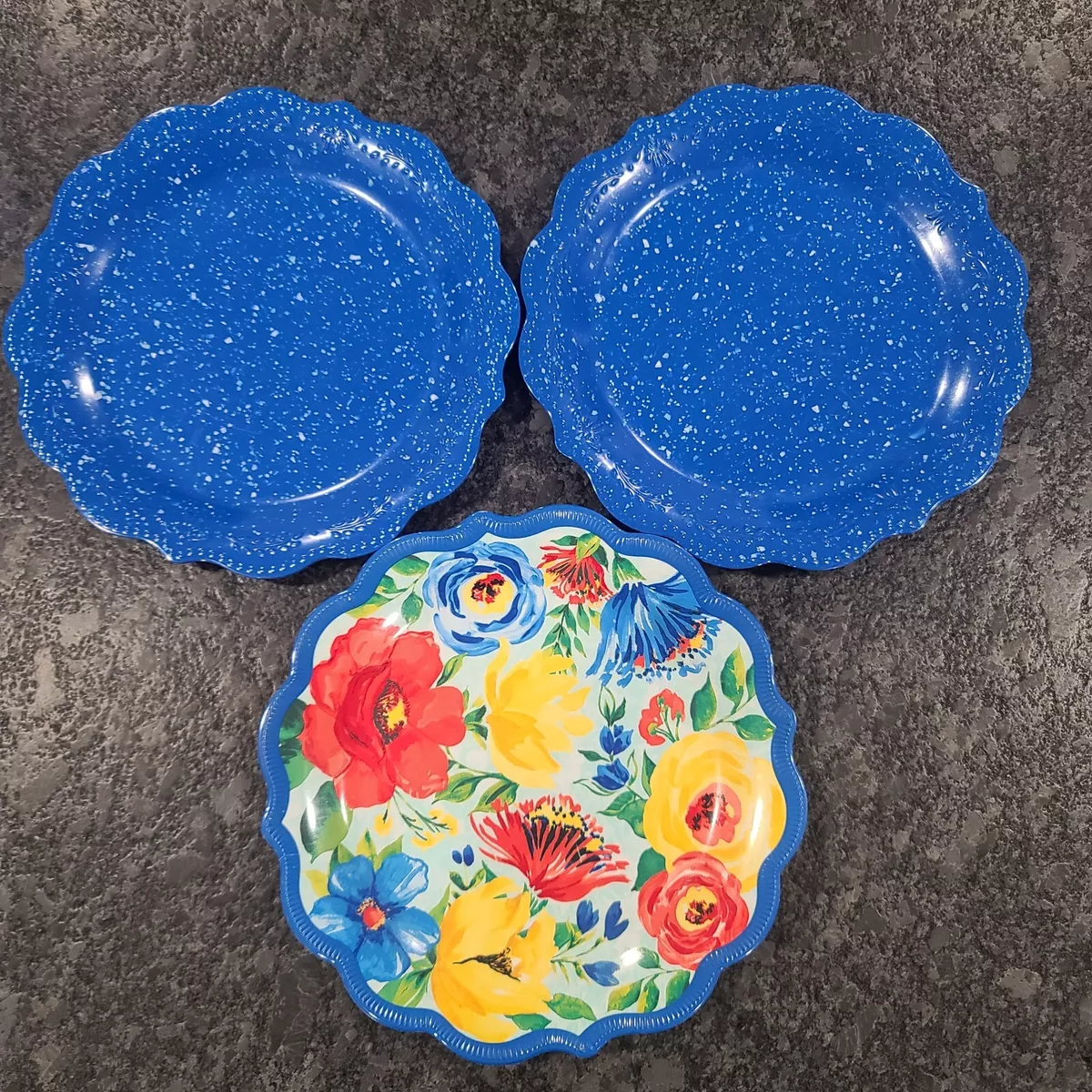 Pioneer woman top melamine dishes