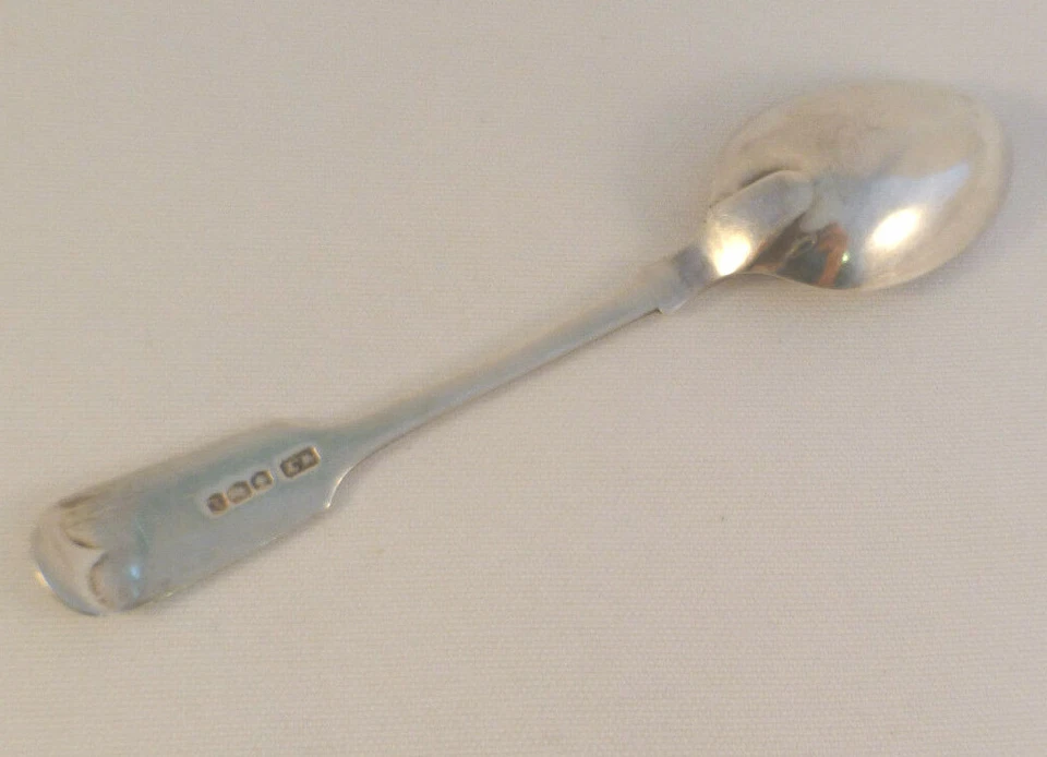 Sheffield 1925 Sterling Regiment? Cuchara(s)- 5 1/2" para rifle cruzado Foto 3 de 4