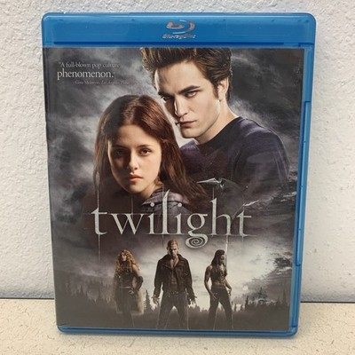 Twilight Blu-ray Kristen Stewart Robert Pattinson Vampire Teen Movie *read