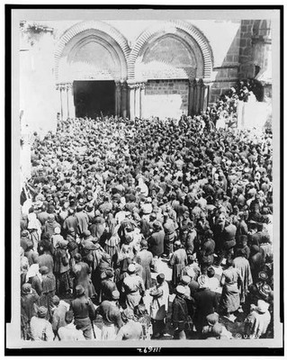 Photo:Jerusalem Holy Sepulchre Holy Fire Crowd Easter Week c1890