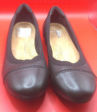 CLARKS COLLECTION ULTIMATE COLLECTION BLACK LEATHER FLATS SIZE 8	SH10