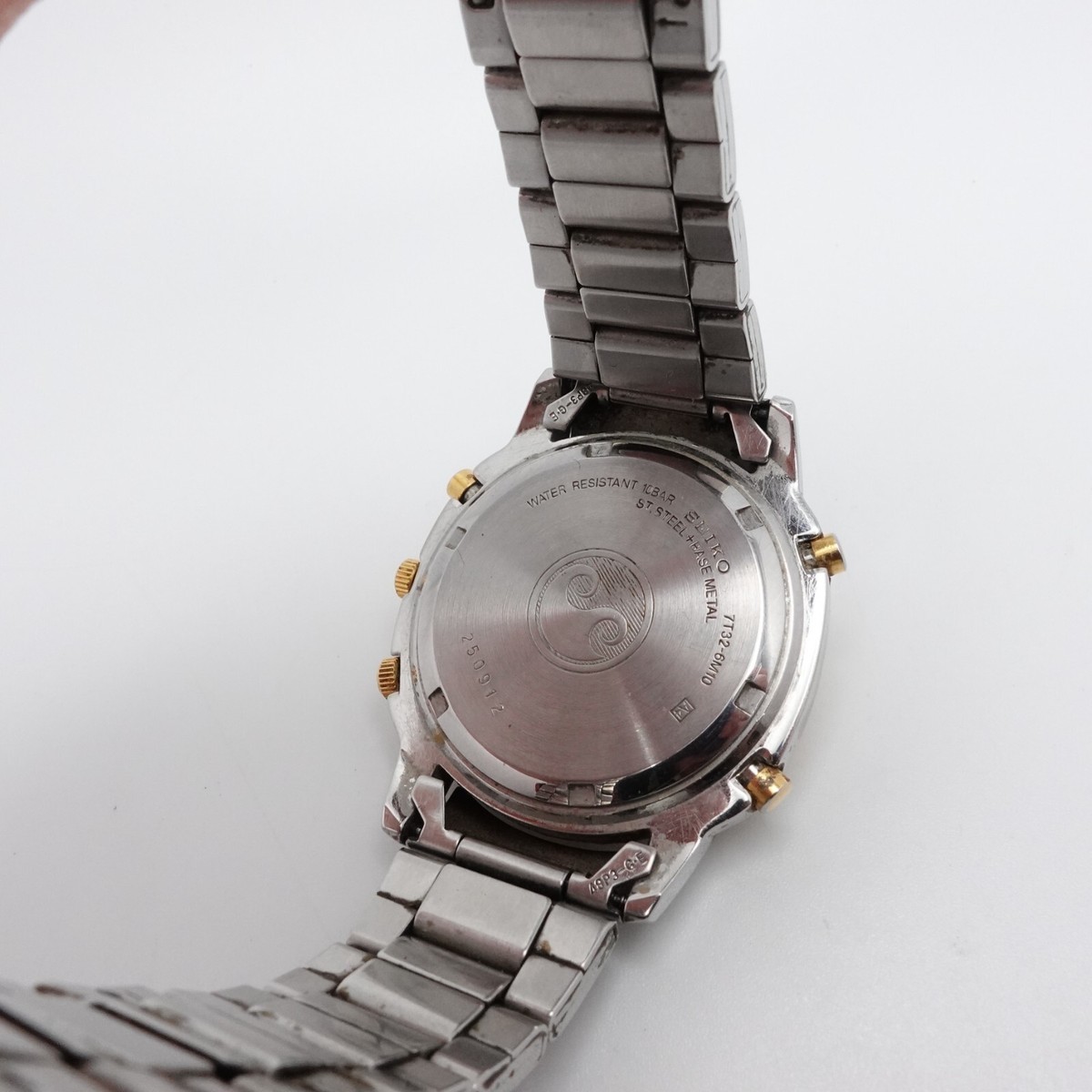 Seiko 7T32-6M10 Chronograph Alarm Japan Movement Quartz Watch 39mm