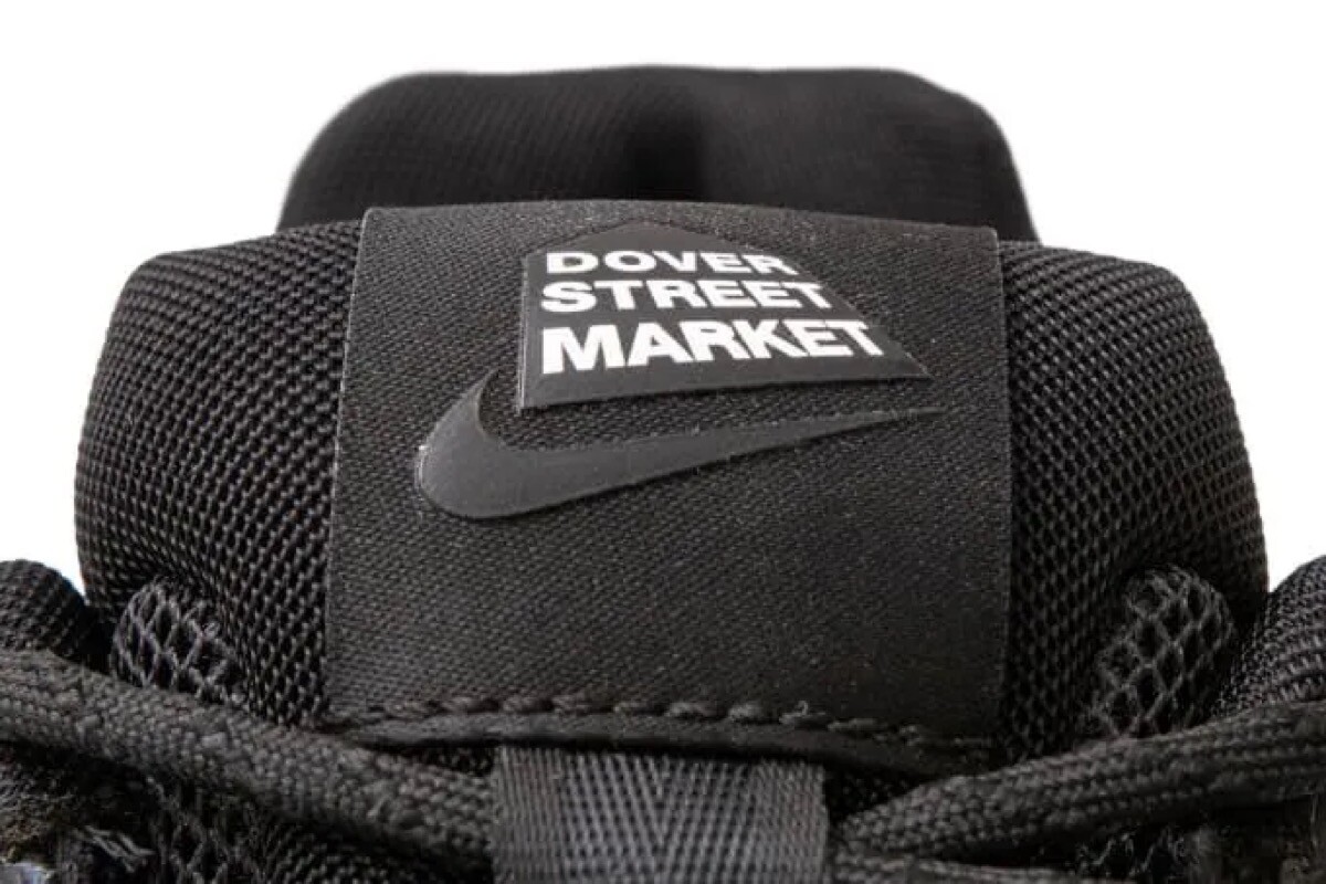 FZ3313-001 Dover Street Market (DSM) Nike Zoom Vomero Black