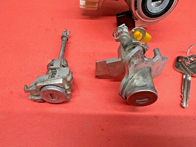2007-2011 TOYOTA CAMRY IGNITION DOOR TRUNK LOCK CYLINDER SET 2