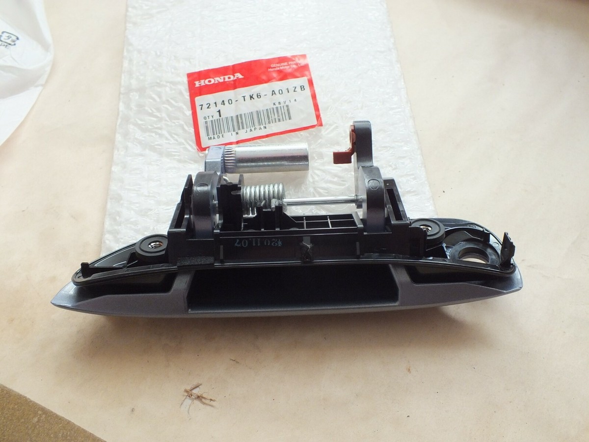 New Honda Jazz 09-11 R/H front exterior door handle Sherbet 72140