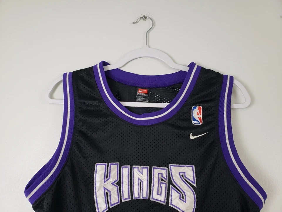 (M5) Camiseta deportiva vintage Nike Sacramento Kings Chris Webber #4 juvenil XL negra NBA Foto 2 de 4