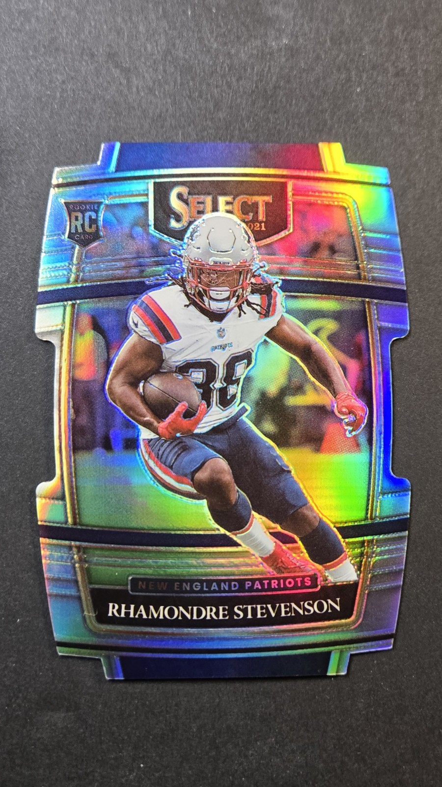 2021 Panini Select - Concourse Rhamondre Stevenson #75 Silver Prizm Die-Cut (RC)