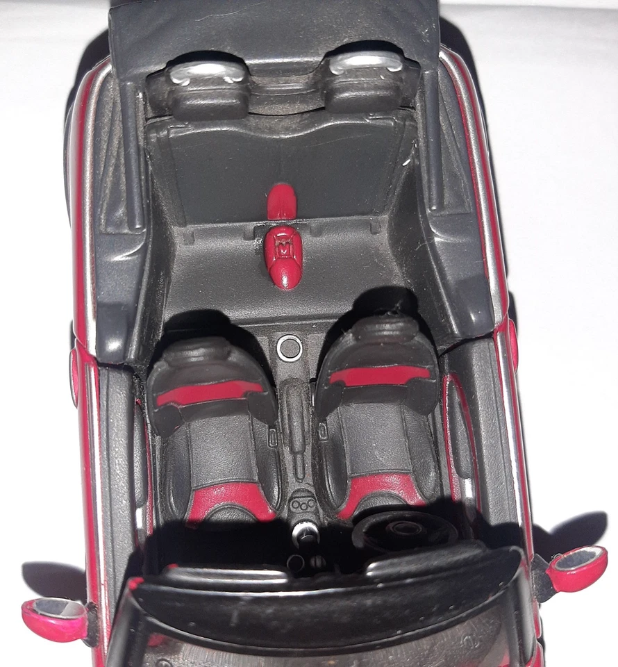 Modellino auto-  Mini Cooper Cabrio  1:18 Maisto - Immagine 3 di 4