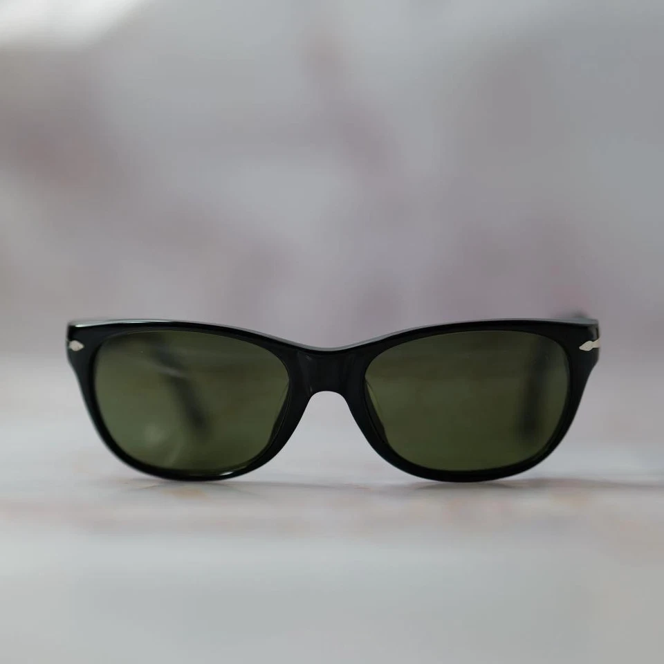 Очки солнцезащитные винтажные Persol Wellington с чехлом черные серебристые дизайн без оправы - Изображение 2 из 4