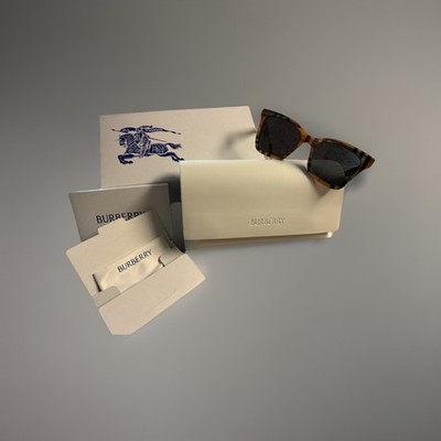 NEW BURBERRY Classic Nova Check Dark Gray Lens AUTHENTIC  display picture 1