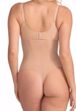 NWT $79 Honeylove SuperPower Thong Shapewear Sculptwear In Sand LARGE No Straps