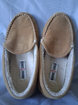 Minnetonka Men's Slippers Leather Upper Faux Fur Lining Size 11M Brown - Image 1 of 4