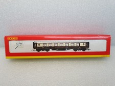 Hornby R4144A Pullman 3rd class parlour car 'Car 34' -wood sided -table lamps