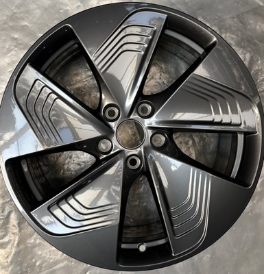1 Orig Cupra Alufelge Cyclone 7.5Jx18 50 10E601025N Born AZ178
