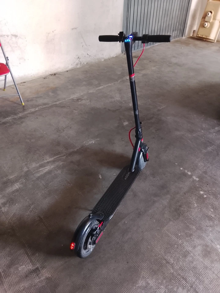 monopattino elettrico adulti usato - Immagine 3 di 4