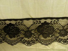 Black Flat Lace 90mm wide  020 10 mts