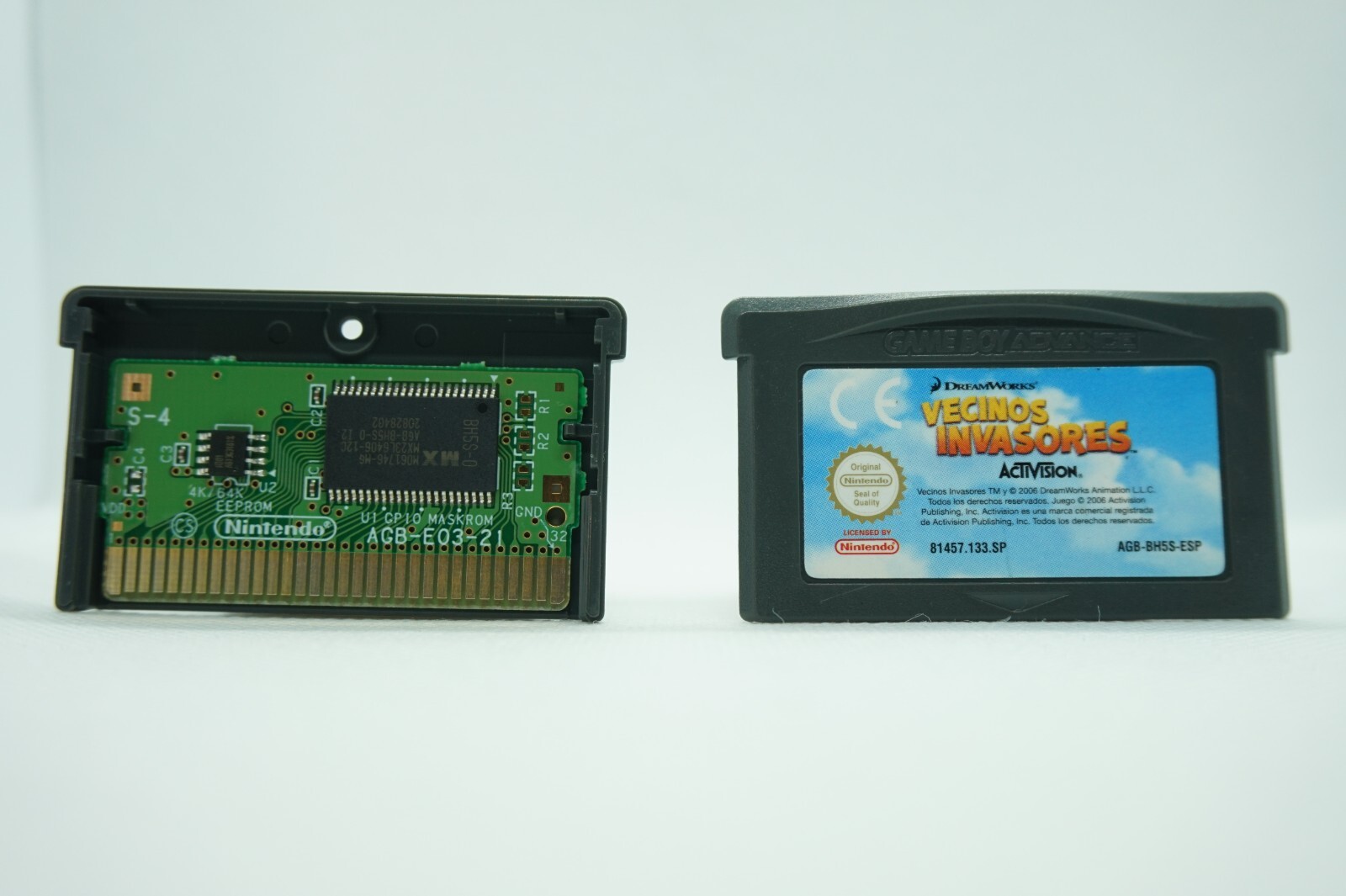 Vecinos Invasores Activision Nintendo Game Boy Advance GBA Gameboy Collecionable