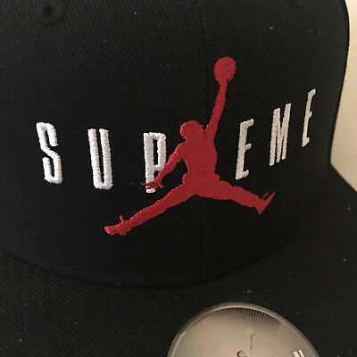 SUPREME AIR JORDAN 6-Panel Snap Back Cap Hat Chicago Bulls SUPREME AIR JORDAN 6-Panel Snap Back Cap Hat Chicago Bulls