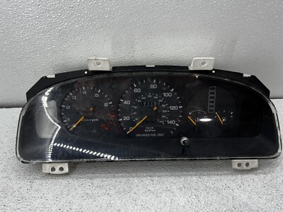 1995 Mazda 626 4 cylinder A/T cluster speedometer tach gauges