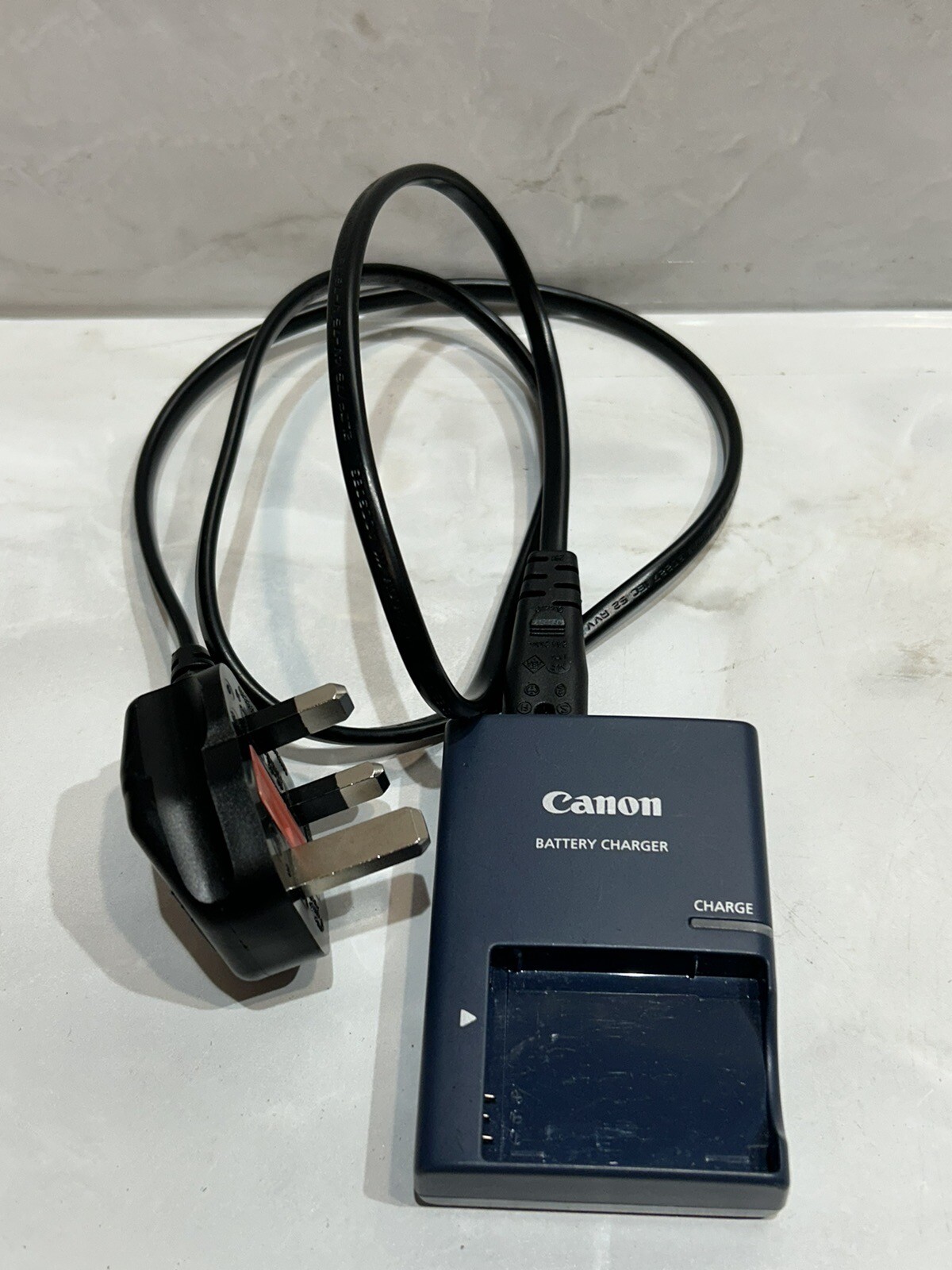 Canon PowerShot SX230HS 12.1MP 14X Zoom Digital Camera Battery SD Card