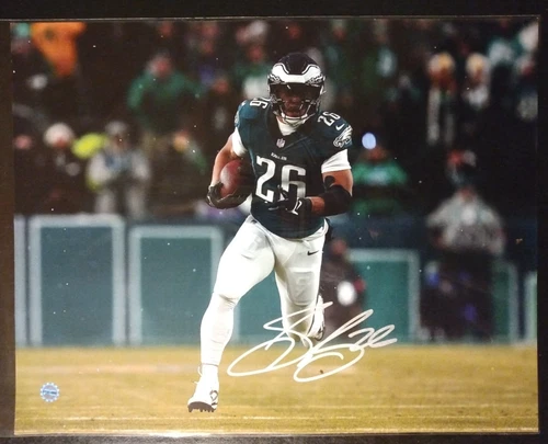 Saquon Barkley SIGNED NFL Eagles Autographed 11x14 PHOTO COA #PC481692 AUTO