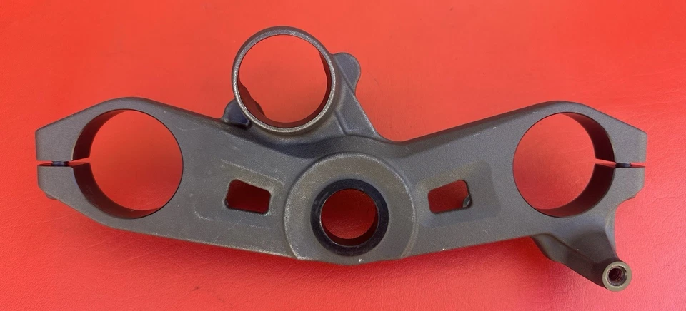 2009 - 2012 Kawasaki NINJA ZX6R Zx 6 R от оригинального производителя верхний тройной держатель вилки моста дерево - Изображение 3 из 4