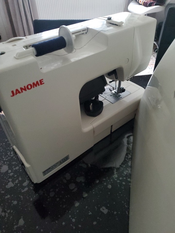 Janome Sewing Machine Modle 525S eBay