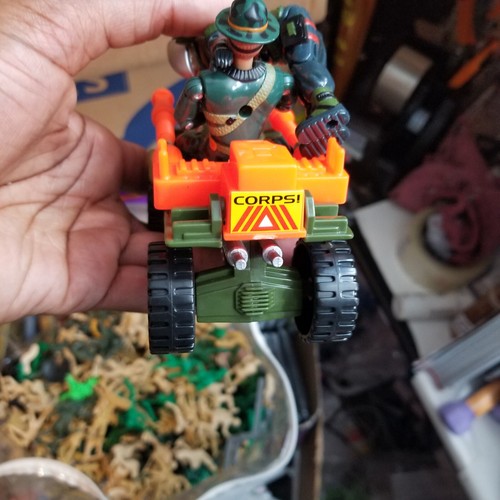3 1998 Lanard The Corps Assault ATV Toy With 2 Pilot Soldier Marine GREAT - Picture 8 of 12