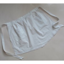 WHITE APRON WITH LACE