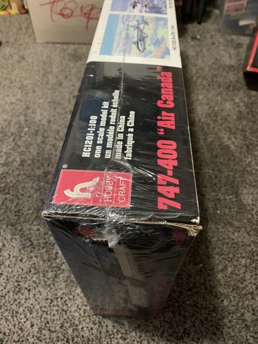 Hobby Craft 1:100 Air Canada 747-400 Plane HC 1201 Model Kit New Sealed Rare - Picture 3 of 10