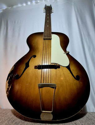Silvertone Archtop Acoustic 6-String Right-Handed Brown Sunburst F-Holes