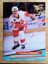 1992-93 Ultra #50 Slava Kozlov