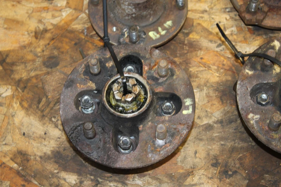 Комплект ступиц дисковых колес MG MGB 68-80 - Изображение 2 из 4