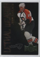 1996-97 Fleer Metal Universe Lethal Weapon John LeClair #10 12gr