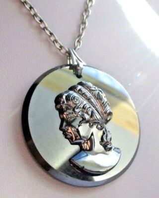 Collier Vintage Camée Verre Fumé - Pendentif Buste De Femme Style Empire