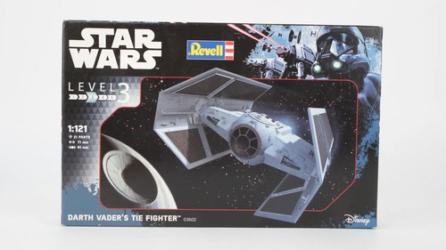 Revell 1:121 3602 Darth Vader's TIE Fighter - NUEVO | Condition: Gebraucht