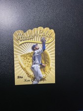 2000 Topps Baseball Cards 13