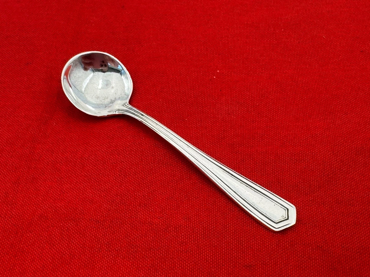 25+ International Silver Spoon Antique US Sterling Silver for sale