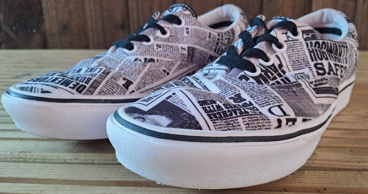 Vans Harry Potter Daily Prophet News UK Skate trainers White/Black *RARE*
