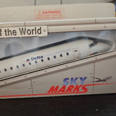 skymarks SKR105 Crj-200 1/100 Delta Connection Skywest